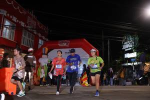 BIB: 1433, 4138
                            <button type="button" onclick="openModal(26265409)" class="btn btn-primary btn-sm float-right btn-popup" data-toggle="modal" data-target=".modal-high-quality">
                        <i class="fas fa-shopping-cart"></i> Add to Cart
                    </button>
                                            <button type="button" onclick="isThisMe(26265409, true)" class="btn btn-success btn-sm float-right btn-popup btn-isme hidden" data-toggle="tooltip" data-placement="bottom" title="นี่คือรูปของคุณใช่ไหม คลิกที่นี่เพื่อเอาเข้าอัลบั้ม">
                        <i class="fas fa-plus"></i> Add to album
                    </button>
                    <button type="button" onclick="isThisMe(26265409, false)" class="btn btn-warning btn-sm float-right btn-popup btn-isnotme hidden">
                        <i class="fas fa-ban"></i> Remove from album
                    </button>